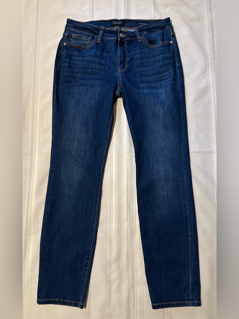Judy Blue Straight Fit Medium Wash Denim Jeans Women’s 13/31 - Picture 5 of 16
